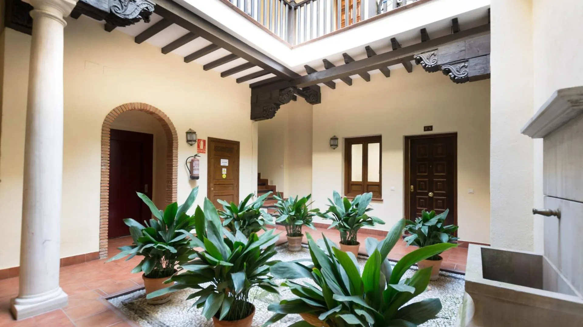 Nuevo Santiago Apartment Granada Center