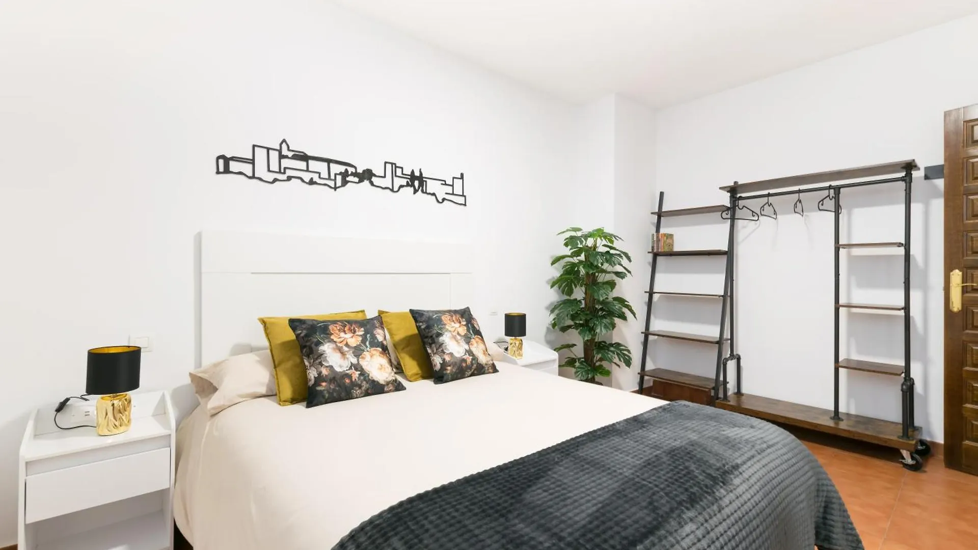Nuevo Santiago Apartment Granada Center